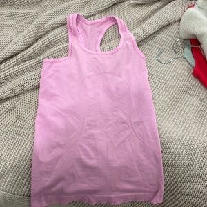 lululemon pink tank top